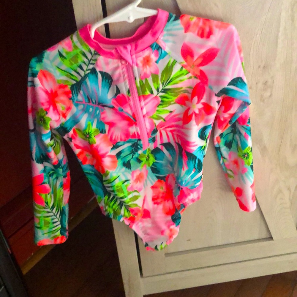 4T long sleeve bathing suit